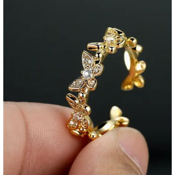 Dainty Gold Rhinestone Butterfly Ring Adjustable Butterflies - Picture 4 of 7